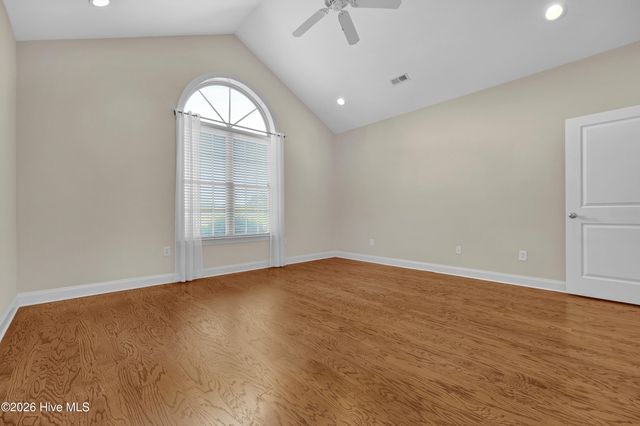 35 Scotlands Court, Hampstead, NC 28443