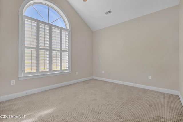 35 Scotlands Court, Hampstead, NC 28443