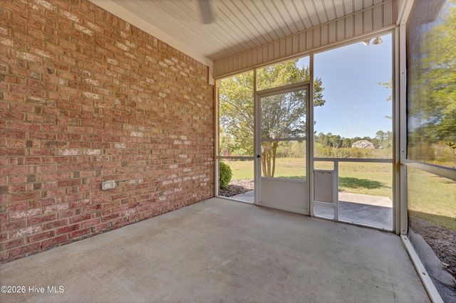 35 Scotlands Court, Hampstead, NC 28443