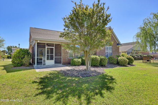 35 Scotlands Court, Hampstead, NC 28443