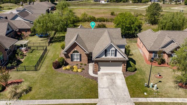 35 Scotlands Court, Hampstead, NC 28443