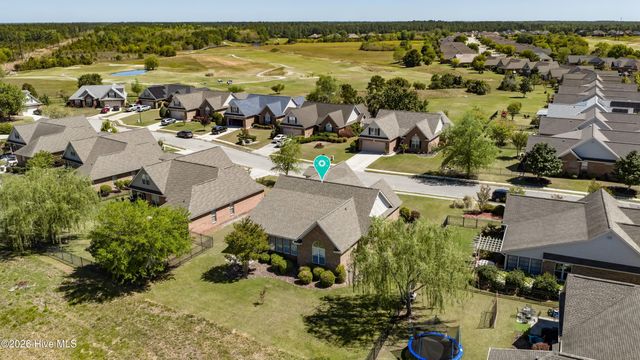 35 Scotlands Court, Hampstead, NC 28443
