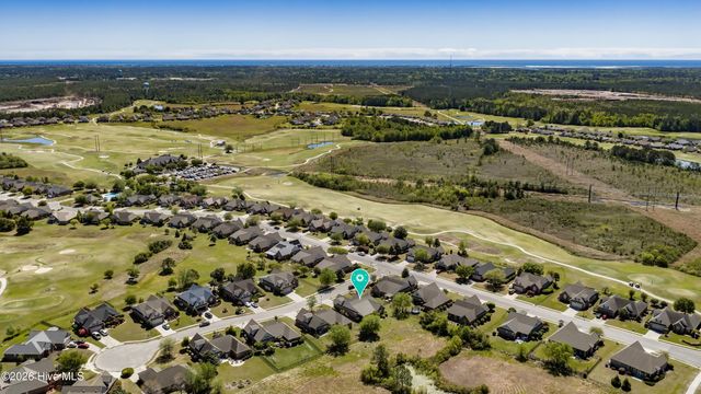 35 Scotlands Court, Hampstead, NC 28443