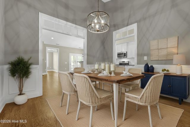 35 Scotlands Court, Hampstead, NC 28443
