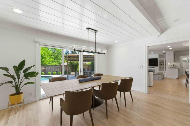 16180 Jasmine Way, Los Gatos, CA 95032