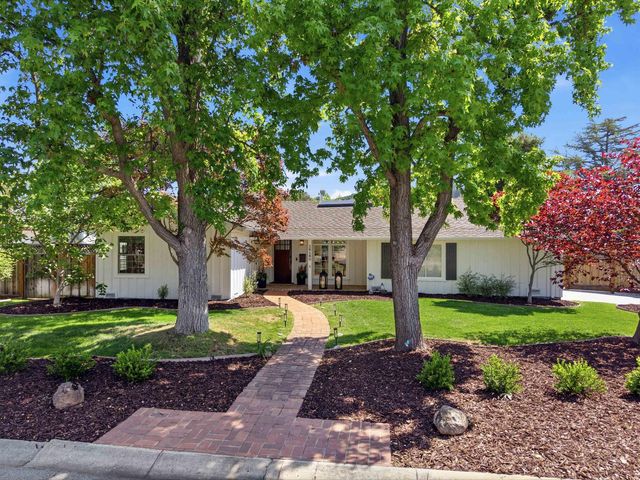 16180 Jasmine Way, Los Gatos, CA 95032
