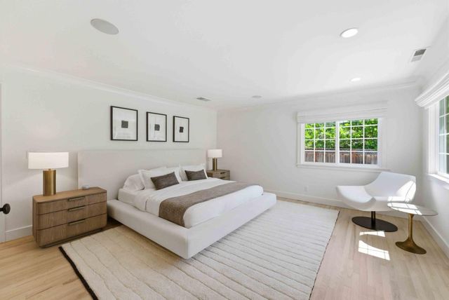 16180 Jasmine Way, Los Gatos, CA 95032