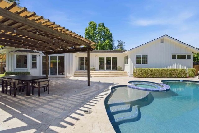 16180 Jasmine Way, Los Gatos, CA 95032
