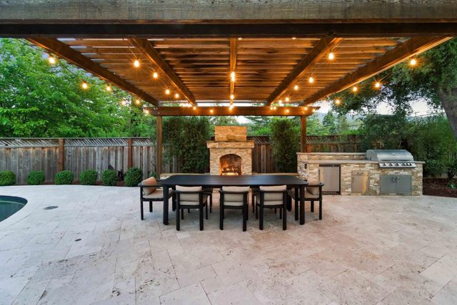 16180 Jasmine Way, Los Gatos, CA 95032