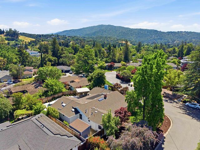 16180 Jasmine Way, Los Gatos, CA 95032