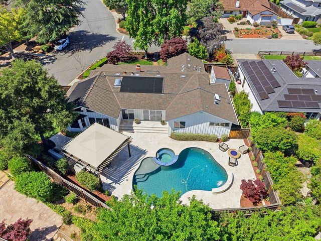 16180 Jasmine Way, Los Gatos, CA 95032