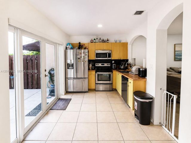 17184 SW 138th Court, Miami, FL 33177