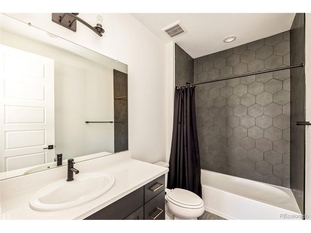 15325 King Ct, Broomfield, CO 80023