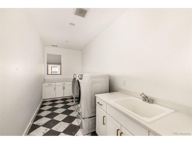 15325 King Ct, Broomfield, CO 80023