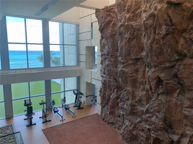 6799 Collins Ave 205, Miami Beach, FL 33141