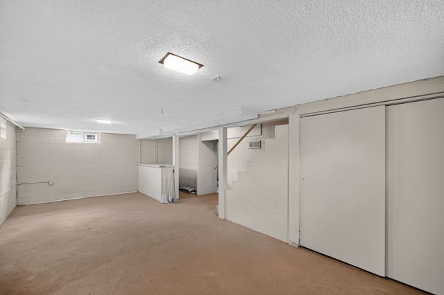 1508 Southlawn Drive, Des Moines, IA 50315