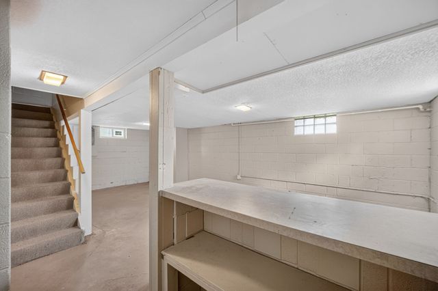 1508 Southlawn Drive, Des Moines, IA 50315