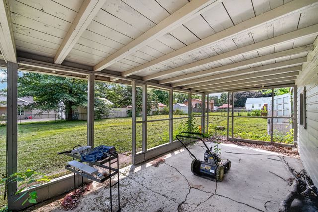 1508 Southlawn Drive, Des Moines, IA 50315