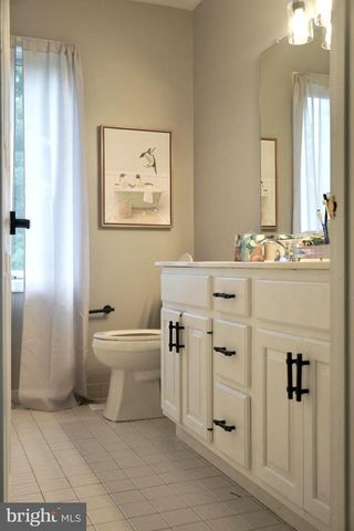 4 E SPRING OAK CIR, Media, PA 19063