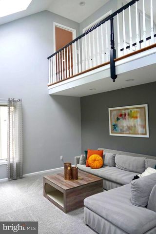 4 E SPRING OAK CIR, Media, PA 19063