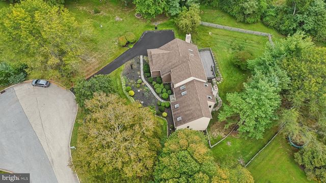 4 E SPRING OAK CIR, Media, PA 19063