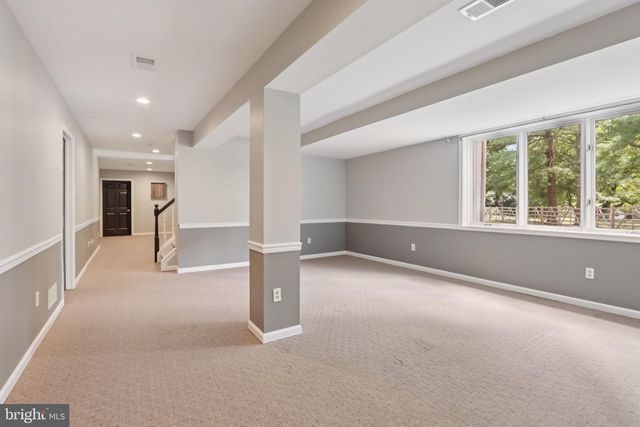 4 E SPRING OAK CIR, Media, PA 19063