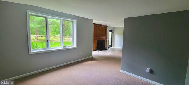 4 E SPRING OAK CIR, Media, PA 19063