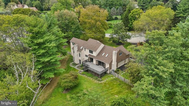 4 E SPRING OAK CIR, Media, PA 19063