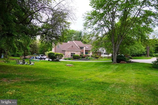 4 E SPRING OAK CIR, Media, PA 19063