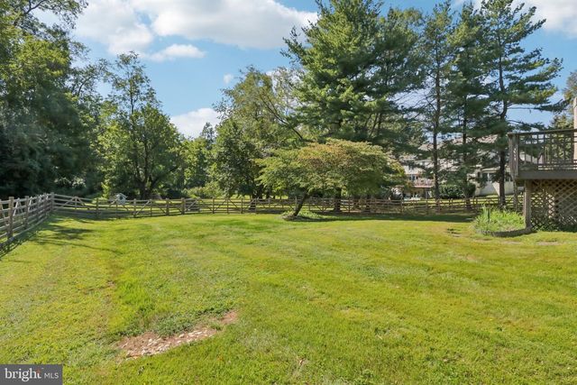 4 E SPRING OAK CIR, Media, PA 19063