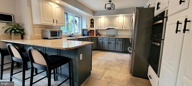 4 E SPRING OAK CIR, Media, PA 19063