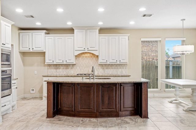 10 Serina Lane, Missouri City, TX 77459