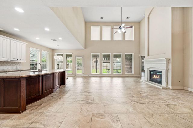 10 Serina Lane, Missouri City, TX 77459