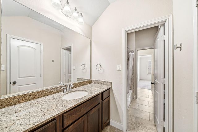 10 Serina Lane, Missouri City, TX 77459