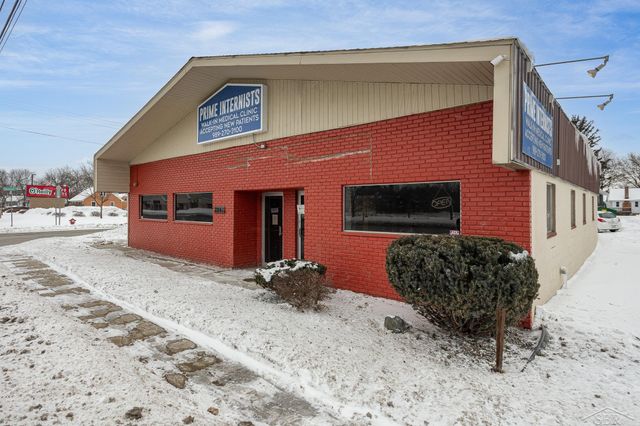 7261 Gratiot Road, Saginaw, MI 48609