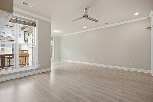 2217 Parkside Glen View 221, Duluth, GA 30097