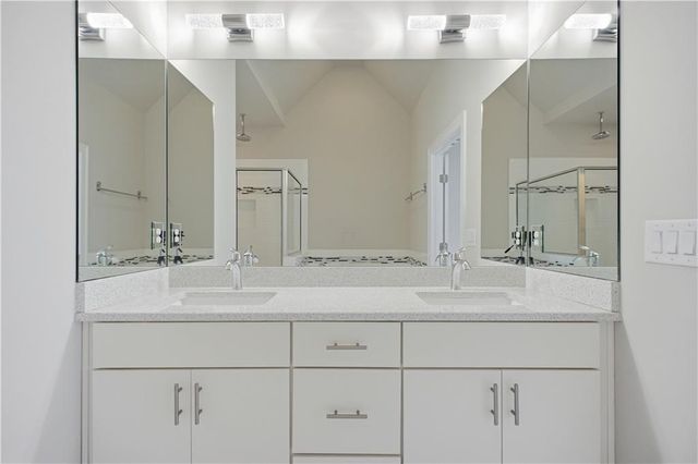 2217 Parkside Glen View 221, Duluth, GA 30097