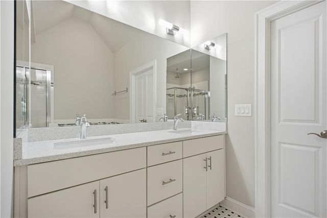 2217 Parkside Glen View 221, Duluth, GA 30097