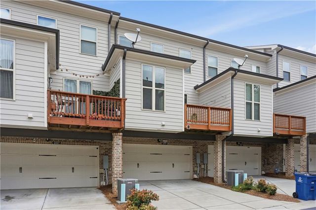 2217 Parkside Glen View 221, Duluth, GA 30097