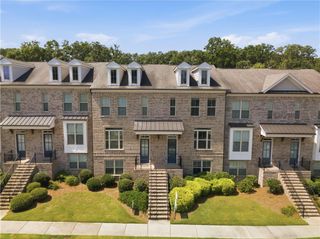 2217 Parkside Glen View 221, Duluth, GA 30097