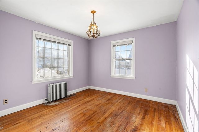 122 Beech St, Lowell, MA 01850