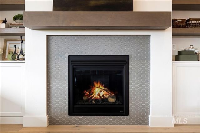 6392 W Sollas Ct, Eagle, ID 83616