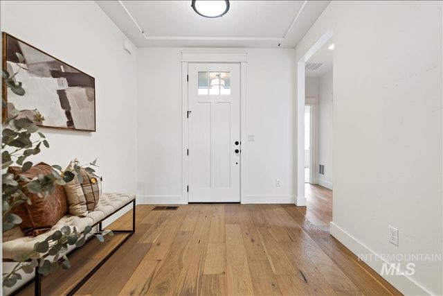 6392 W Sollas Ct, Eagle, ID 83616