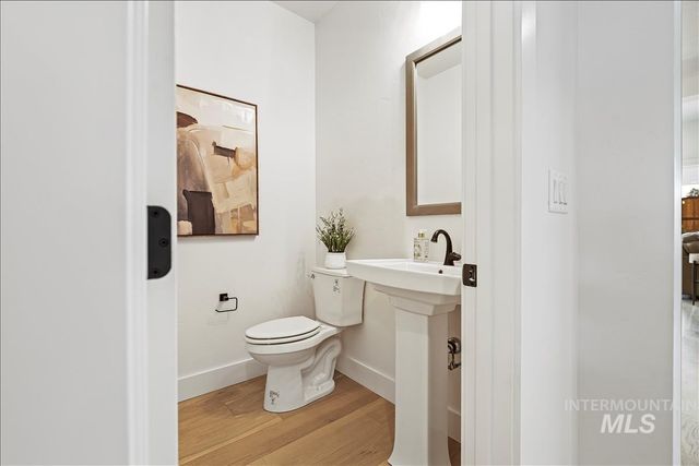 6392 W Sollas Ct, Eagle, ID 83616