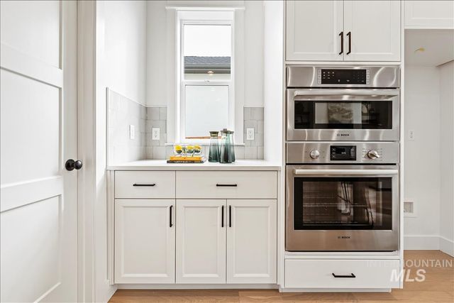 6392 W Sollas Ct, Eagle, ID 83616