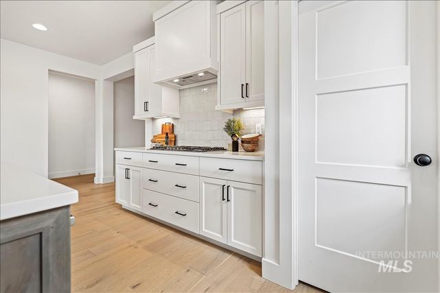 6392 W Sollas Ct, Eagle, ID 83616