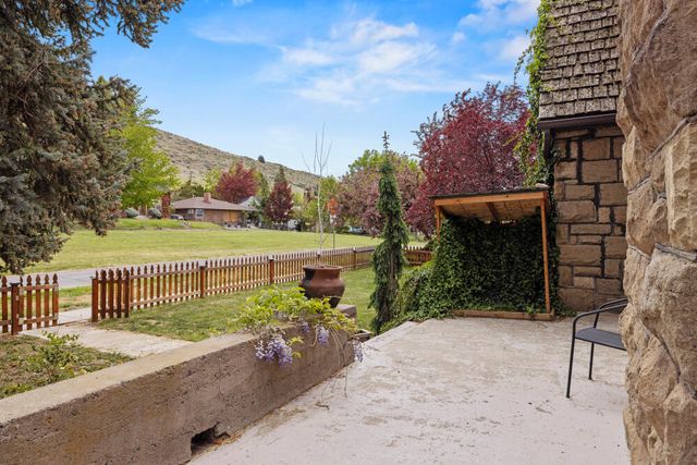 1540 Pacific Terrace, Klamath Falls, OR 97601