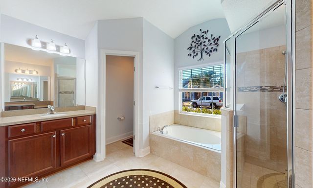 3635 OGLEBAY Drive, Green Cove Springs, FL 32043