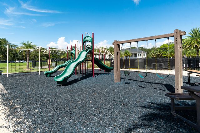 3635 OGLEBAY Drive, Green Cove Springs, FL 32043