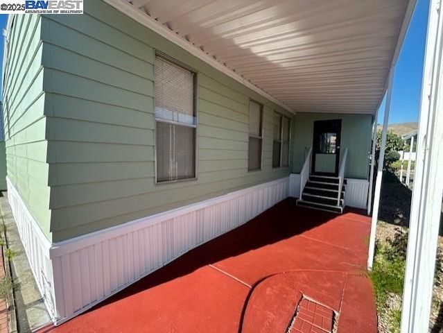 29133 De La Cruz Road, Hayward, CA 94544